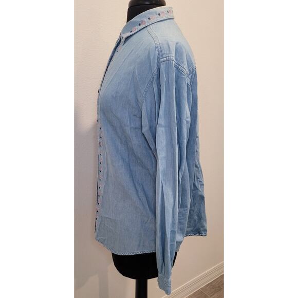 VTG Northern Reflections Chambray Shirt M Blue Embroidered Denim GUC - Picture 3 of 11
